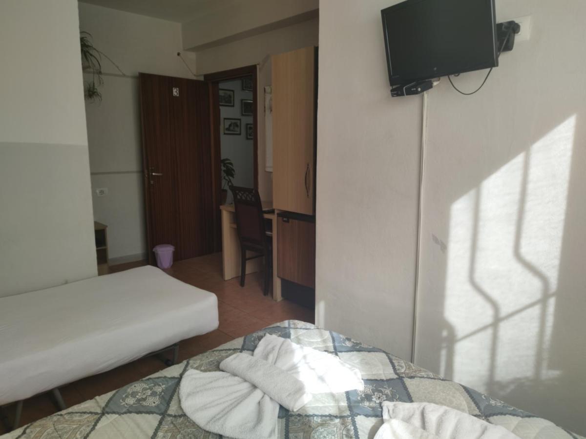 Guest House De Rada Tiran Dış mekan fotoğraf
